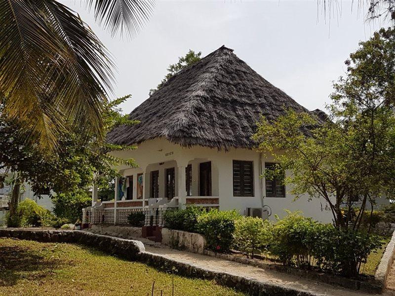 The Nungwi Inn Hotel Exterior foto