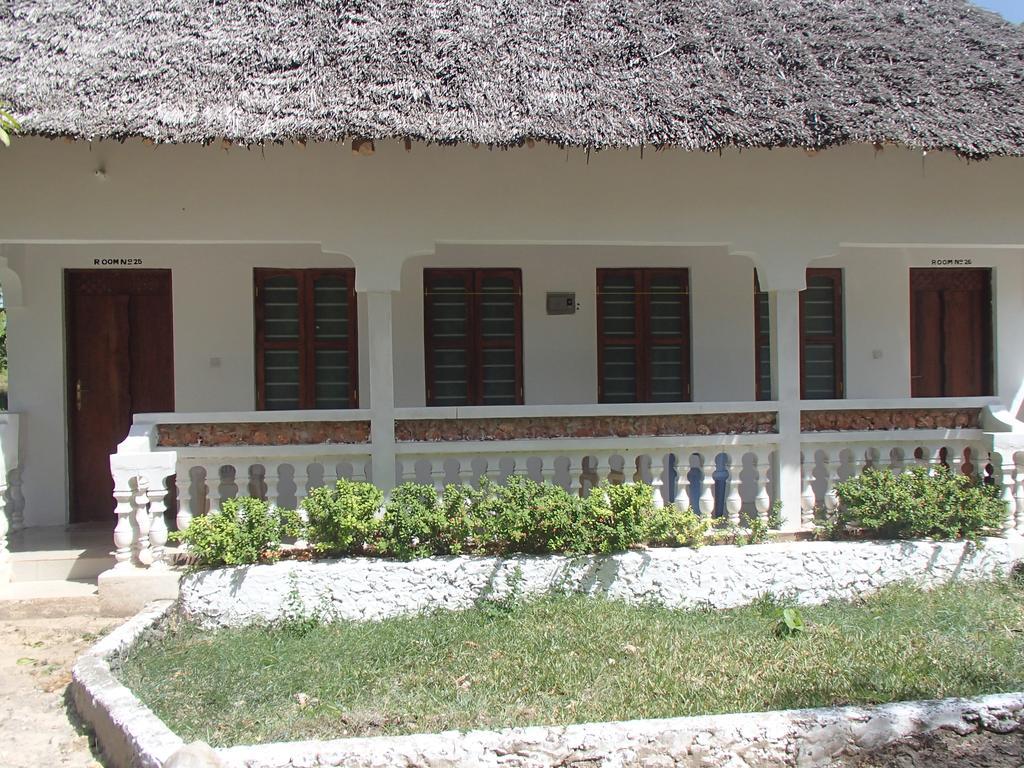 The Nungwi Inn Hotel Exterior foto