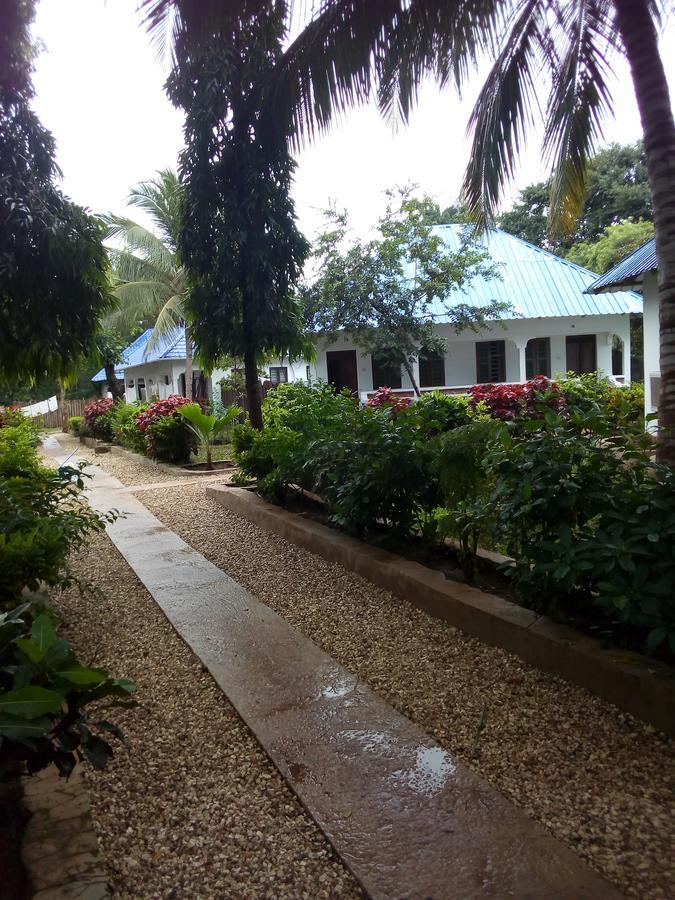 The Nungwi Inn Hotel Exterior foto